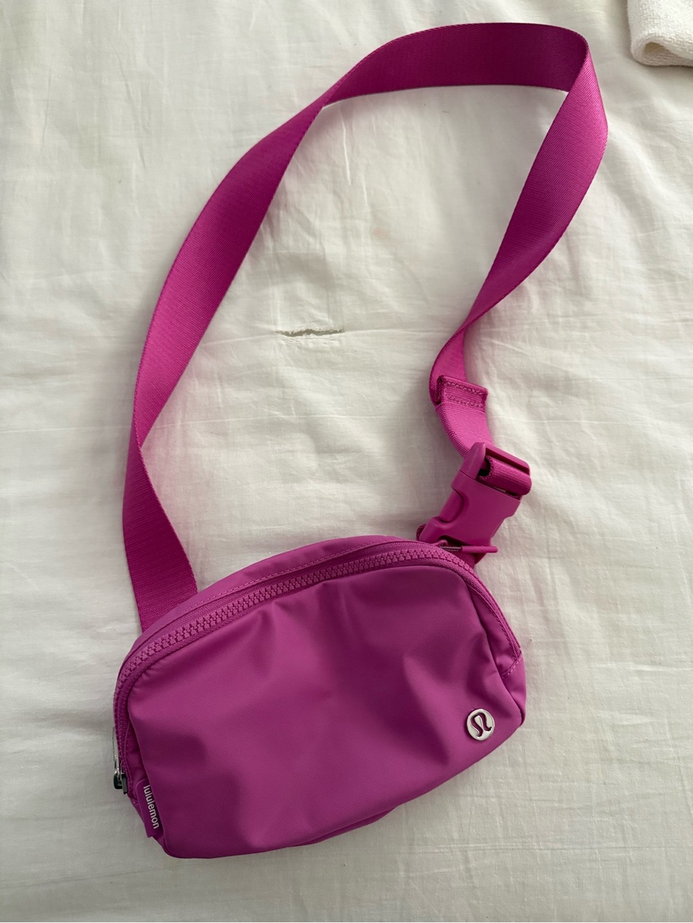 lululemon athletica Magenta Crossbody Belt Bag
